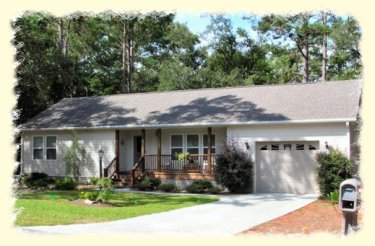 Single Story Home Under 2500 Sq.Ft.-LKW000317
